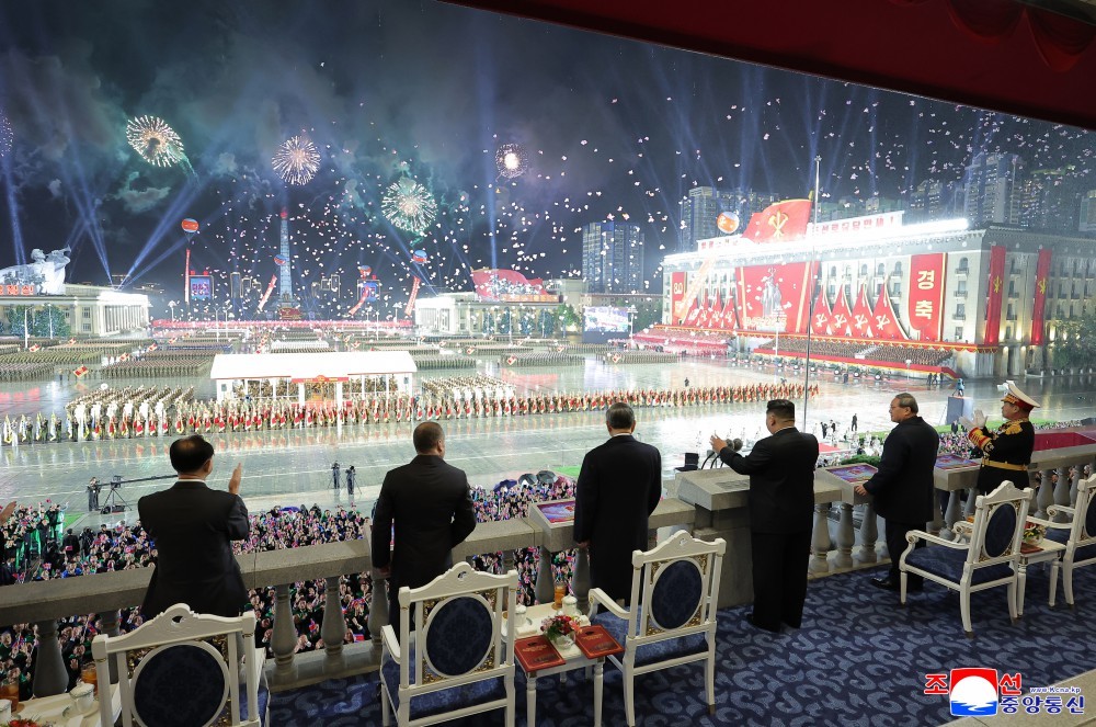 Loạt pháo hoa mừng kỷ niệm 80 năm thành lập Đảng Lao động Triều Tiên. Ảnh: KCNA