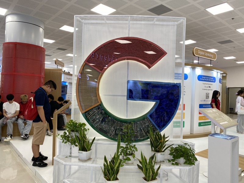 Google ra mắt AI dịch hội thoại trực tiếp bằng hơn 70 ngôn ngữ, có tiếng Việt