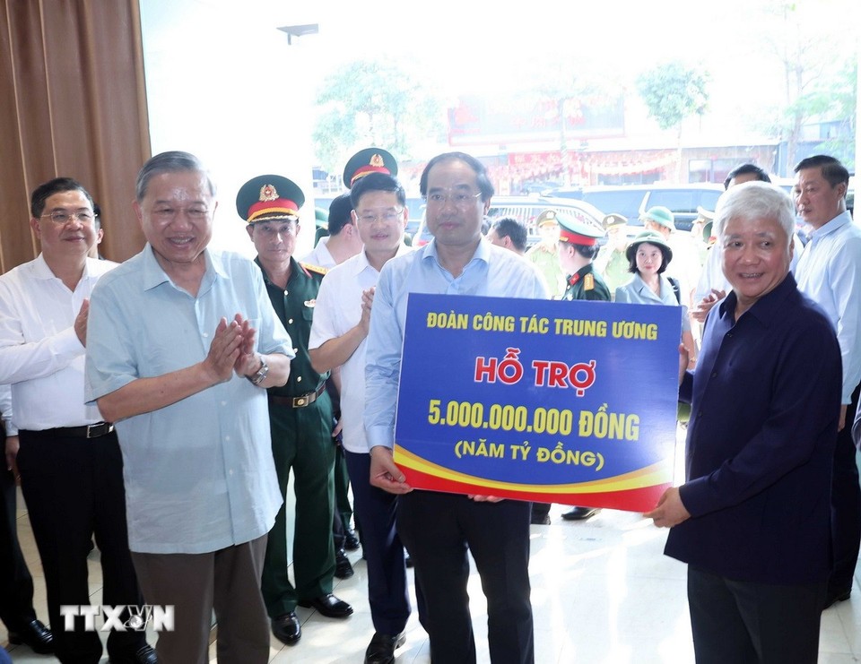 Tổng Bí thư kiểm tra công tác khắc phục hậu quả bão, lụt tại Thái Nguyên