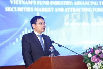 Ngành quỹ đầu tư chứng khoán: 