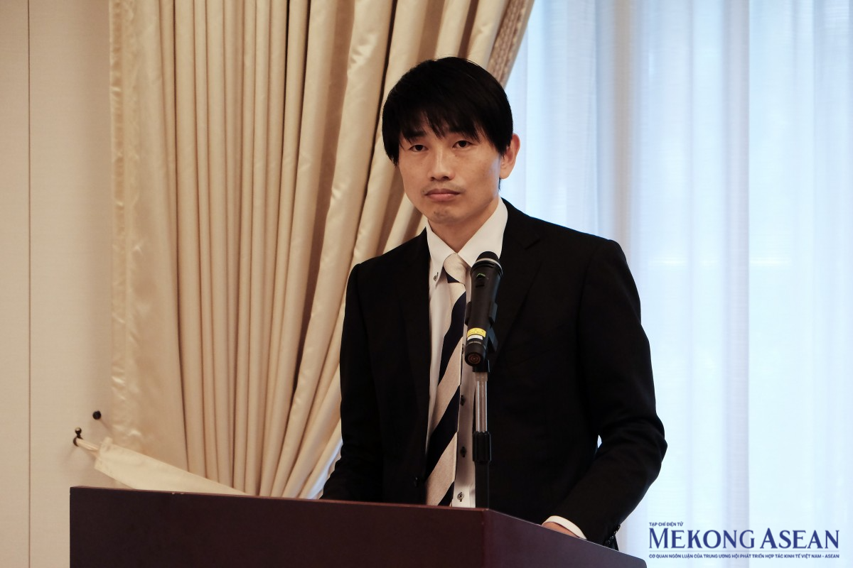 Ông Kosuke Nagino, Quản lý Đối tác và Nguồn tài trợ Nhật Bản của Save the Children phát biểu tại lễ ký kết. Ảnh: Tùng Dương/Mekong ASEAN