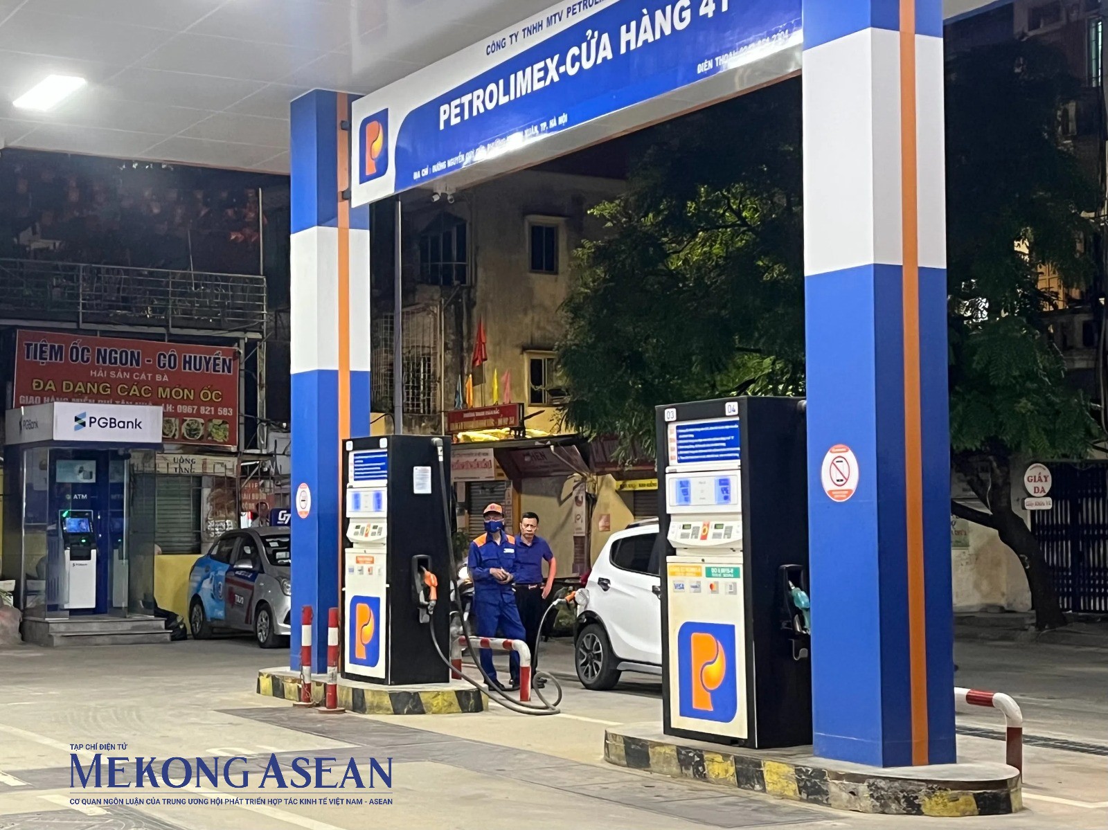 Xăng RON 95 đảo chiều tăng nhẹ tối 12/3