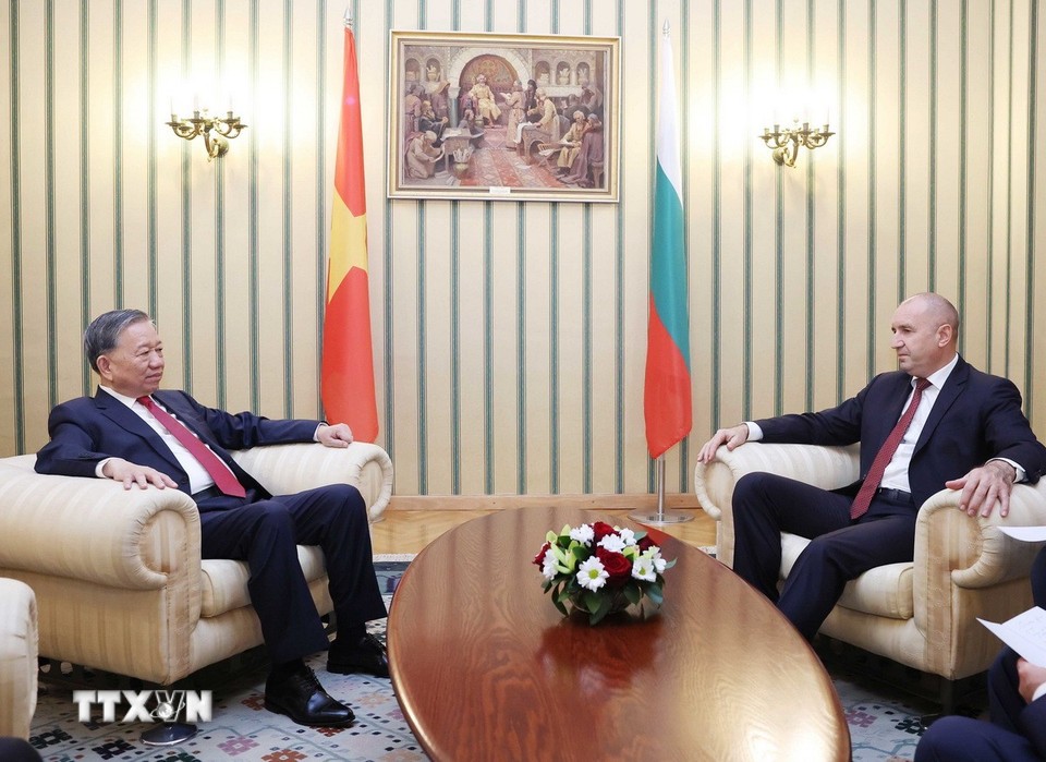 Việt Nam - Bulgaria thiết lập quan hệ Đối tác Chiến lược