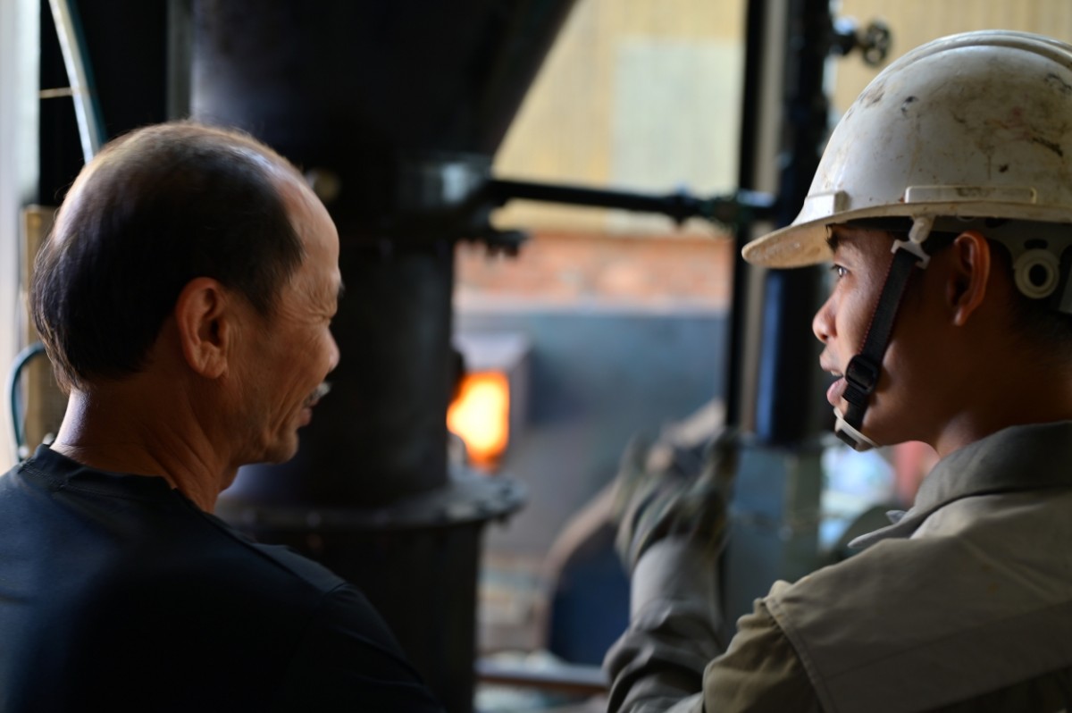 Lò khí hóa biến phế phẩm nông nghiệp thành năng lượng xanh