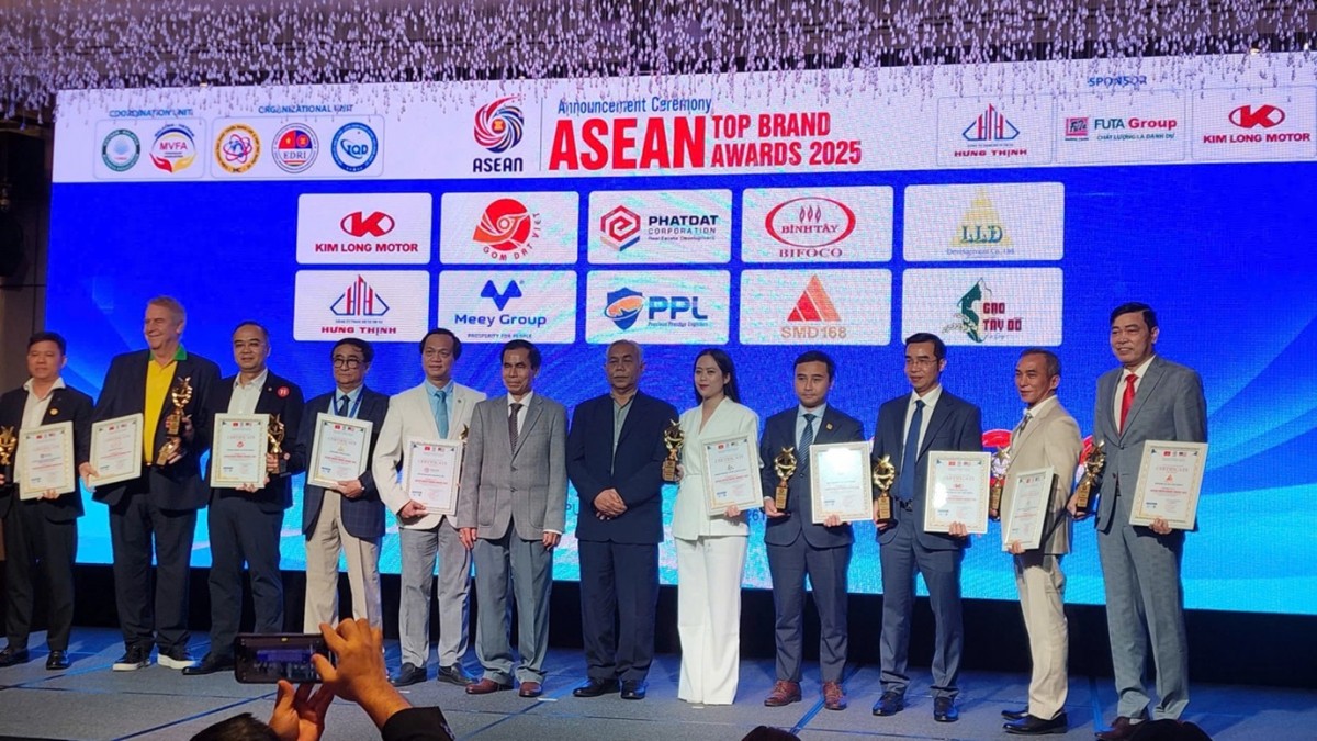 Phát Đạt được vinh danh 'Thương hiệu tăng trưởng xanh ASEAN 2025' tại Malaysia