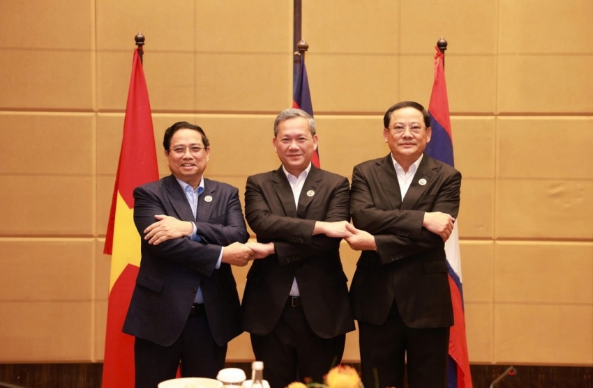 Thủ tướng Việt Nam, Campuchia, Lào cùng ăn sáng làm việc