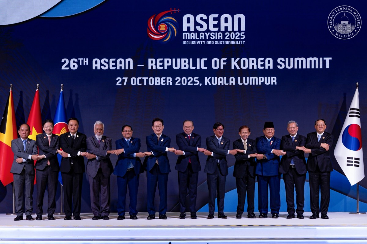 Tổng thống Hàn Quốc Lee Jae Myung và các lãnh đạo ASEAN tham dự Hội nghị Cấp cao ASEAN-Hàn Quốc lần thứ 26. Ảnh: Facebook/@Anwar Ibrahim