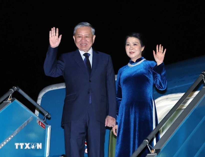 Tổng Bí thư Tô Lâm và Phu nhân lên đường thăm Anh