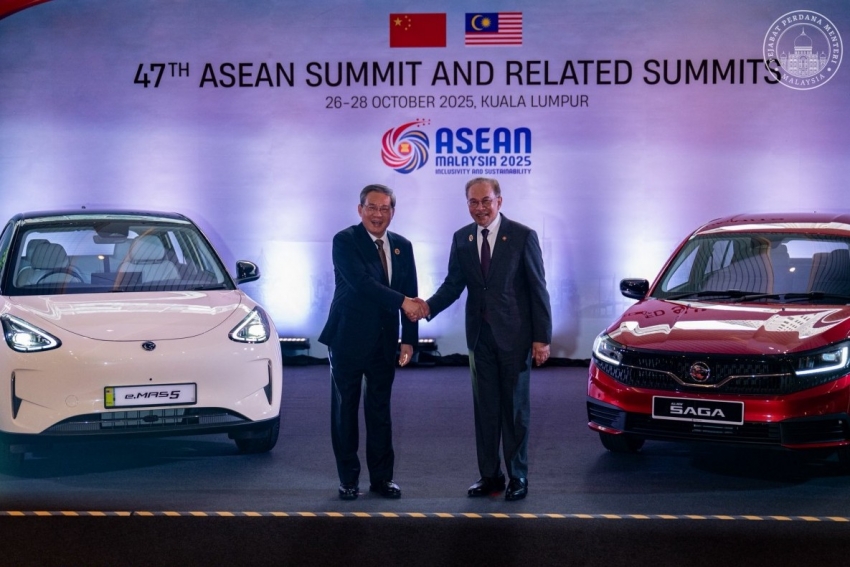 Malaysia ra mắt mẫu xe điện mới tại Hội nghị Cấp cao ASEAN