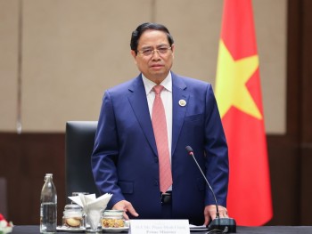 Thủ tướng làm việc với Đại sứ Việt Nam tại các nước ASEAN