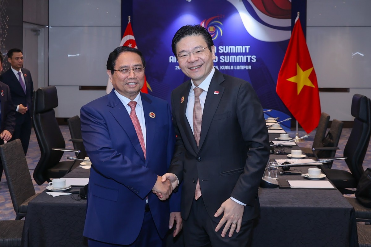 Đề nghị Singapore tham gia vào các Trung tâm tài chính của Việt Nam