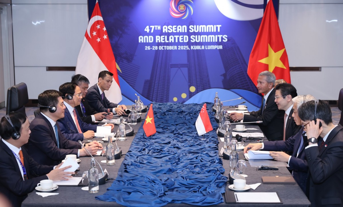 Đề nghị Singapore tham gia vào các Trung tâm tài chính của Việt Nam