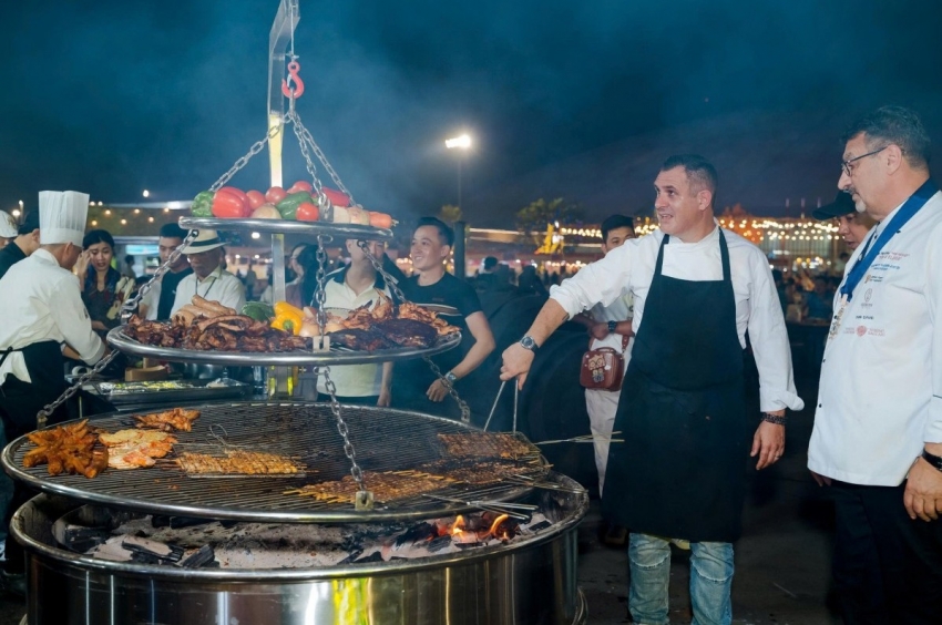 Hội chợ Mùa Thu lần thứ nhất 2025 - địa điểm 'hot' nhất thời điểm này