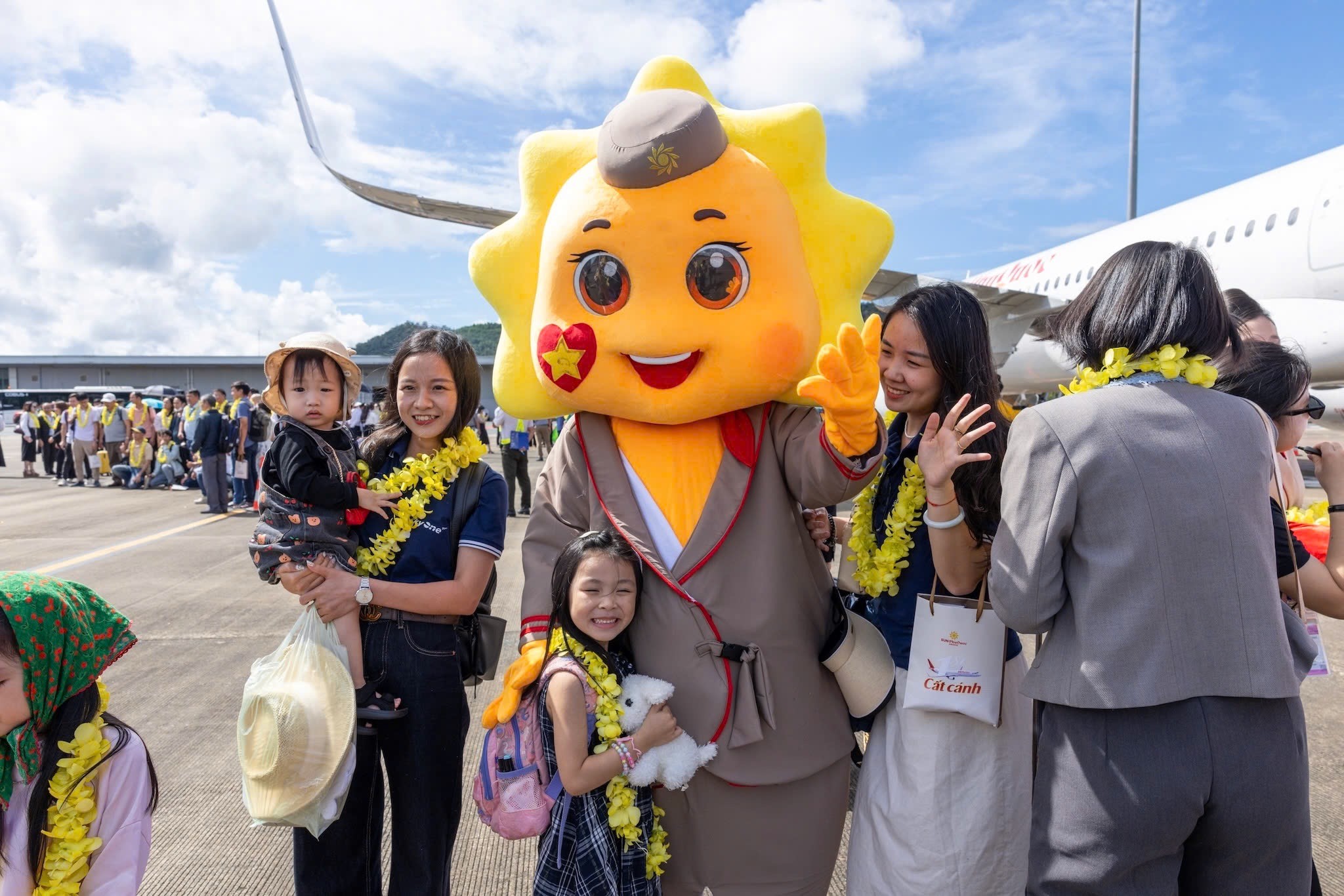 Cận cảnh những chuyến bay thương mại đầu tiên của Sun PhuQuoc Airways