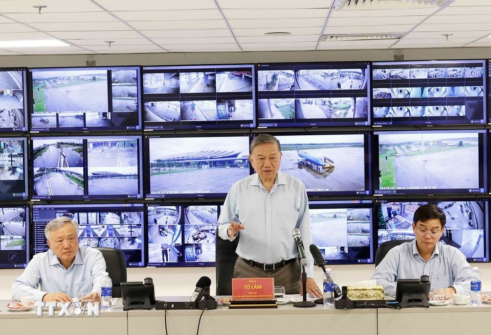 Tổng Bí thư Tô Lâm phát biểu tại cuộc làm việc với lãnh đạo Thành phố Huế. 