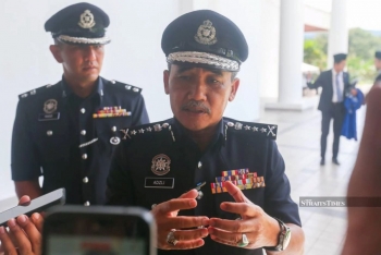 Lật tàu ở ngoài khơi Malaysia, hàng trăm người di cư mất tích