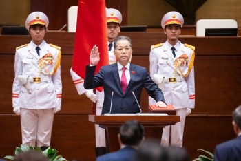 Chánh án TAND Tối cao Nguyễn Văn Quảng tuyên thệ nhậm chức