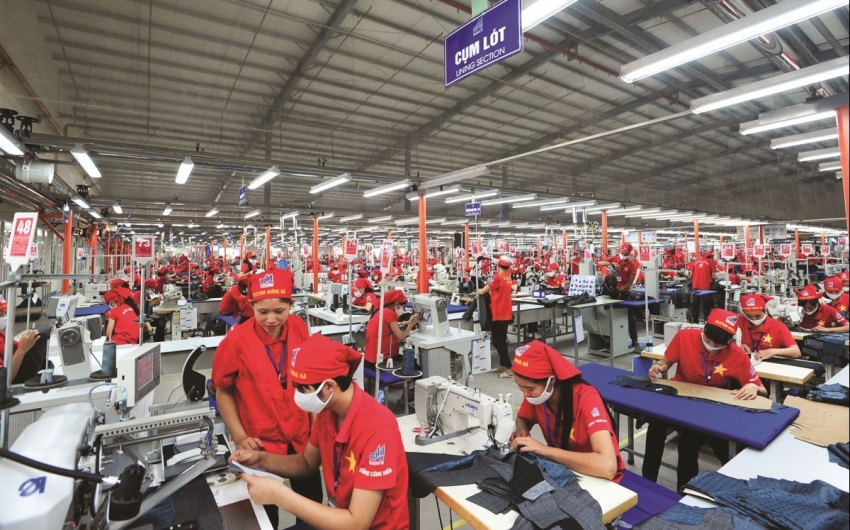 Tăng lương tối thiểu từ 1/1/2026, mức cao nhất 5,3 triệu đồng/tháng