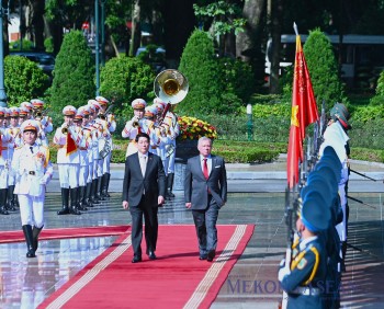 Chủ tịch nước Lương Cường chủ trì lễ đón Quốc vương Jordan