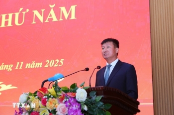 Ông Trần Huy Tuấn giữ chức Chủ tịch UBND tỉnh Ninh Bình