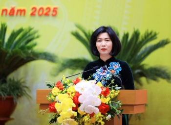 Bà Phùng Thị Hồng Hà giữ chức Chủ tịch HĐND TP Hà Nội