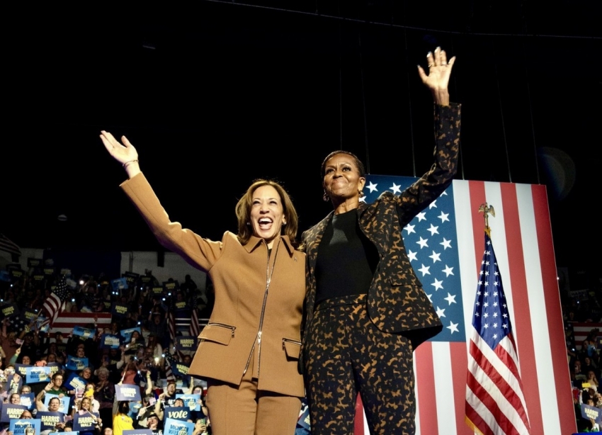 Bà Michelle Obama: Nước Mỹ chưa sẵn sàng cho một nữ tổng thống