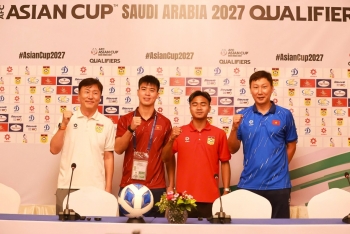 HLV tuyển Lào: Việt Nam mạnh hơn Malaysia