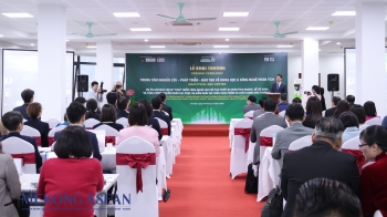 Khai trương trung tâm R&D về công nghệ phân tích môi trường tại Hoà Lạc