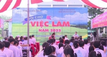 Điện Biên nhân rộng cơ hội việc làm giúp người dân vươn lên thoát nghèo