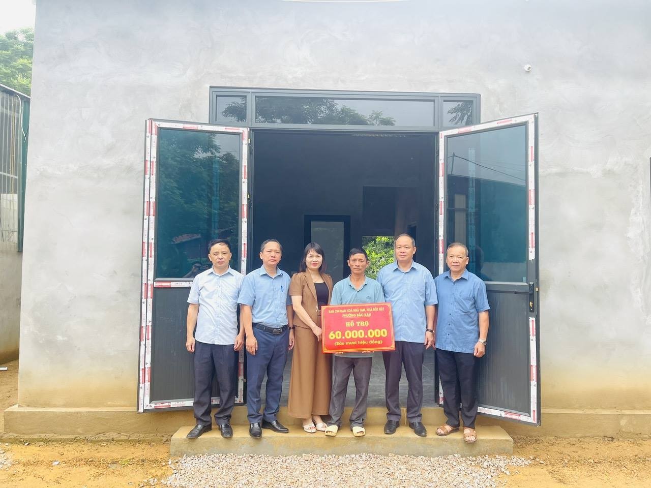 Thái Nguyên huy động nguồn lực hoàn thành mục tiêu xóa nhà tạm, nhà dột