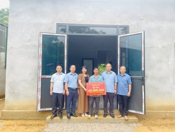 Thái Nguyên huy động nguồn lực hoàn thành mục tiêu xóa nhà tạm, nhà dột