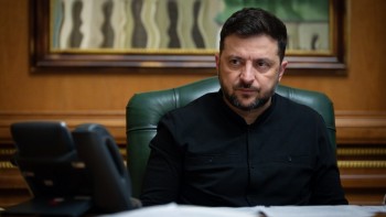 Tổng thống Zelensky: ‘Ukraine đang đối mặt với quyết định vô cùng khó khăn’