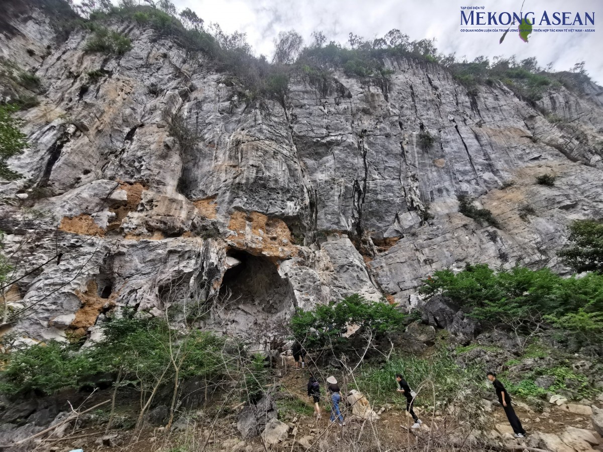 Hữu Liên - 'Thánh địa' leo núi mới giữa trùng điệp đá vôi Lạng Sơn Hữu Liên - 'Thánh địa' leo núi mới giữa trùng điệp đá vôi Lạng Sơn