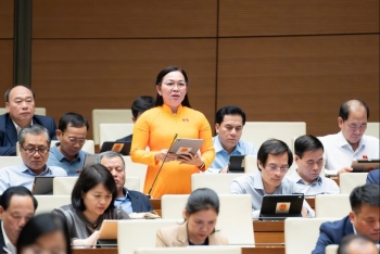 Bảo vệ nguồn thu, thương hiệu báo chí trước tác động của nền tảng số và tin giả