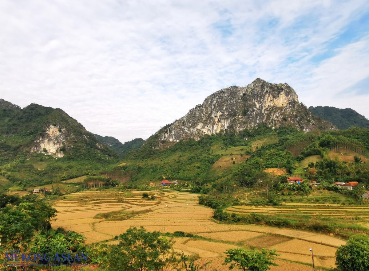 Leo núi mở lối thoát nghèo và hành trình sinh kế mới đang nở rộ ở Hữu Liên