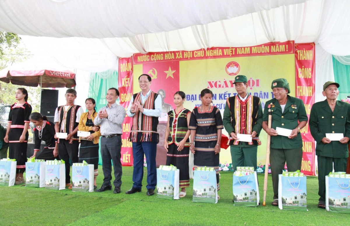 Quảng Ngãi đổi khác nhờ vốn chính sách và chương trình nông thôn mới