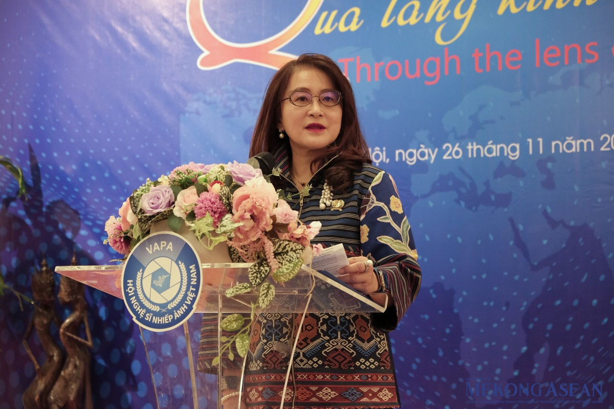 Bà Agatha Anne Bunanta phát biểu tại lễ khai mạc ngày 26/11. Ảnh: Tùng Dương/Mekong ASEAN