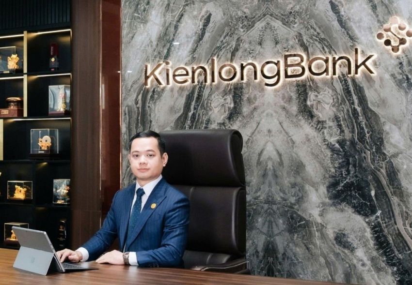 Ông Trần Hồng Minh chính thức làm tổng giám đốc KienlongBank từ hôm nay