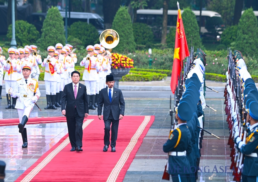 Chủ tịch nước Lương Cường chủ trì lễ đón Quốc vương Brunei