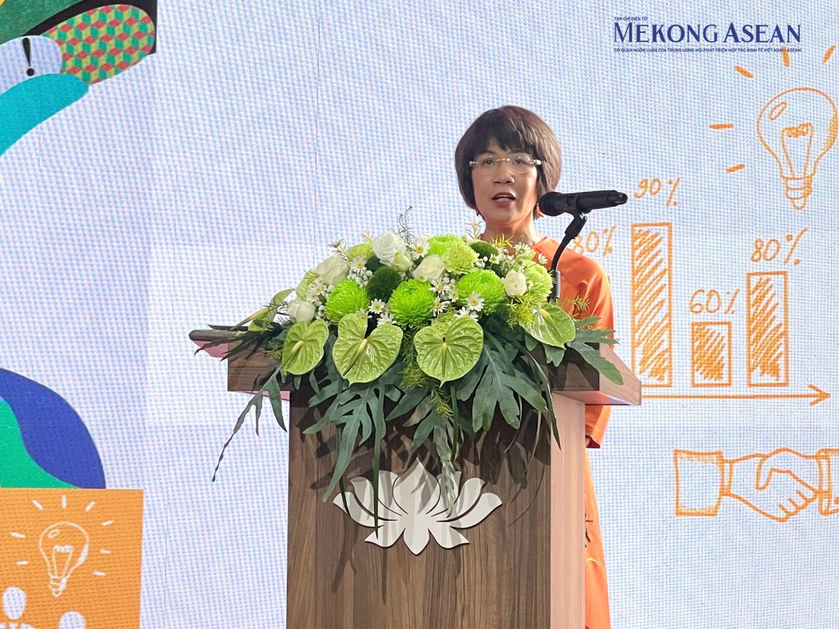 Xây dựng chuẩn mực đạo đức, văn hoá kinh doanh gắn với bản sắc dân tộc