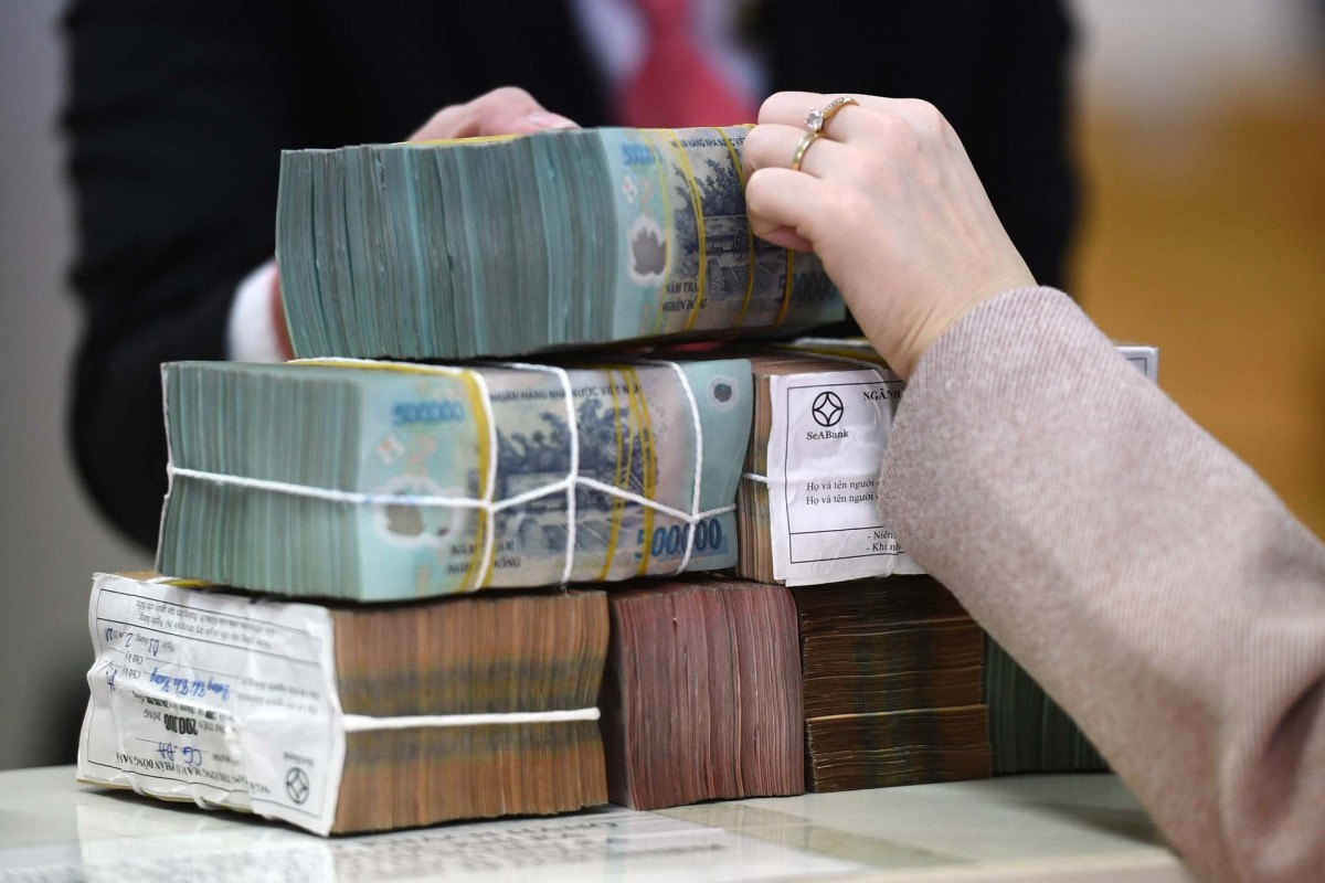 Thu ngân sách Nhà nước bật tăng hơn 30%, vượt xa dự toán sau 11 tháng