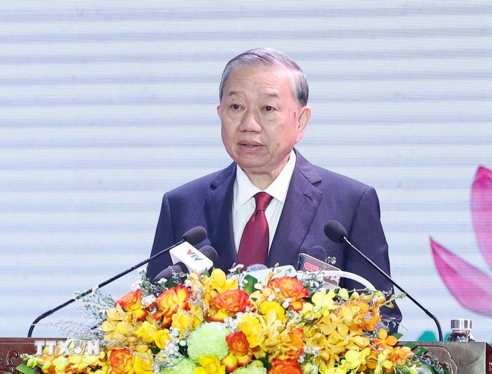 Xây dựng lực lượng vũ trang Quân khu 9 cách mạng, chính quy, tinh nhuệ, hiện đại