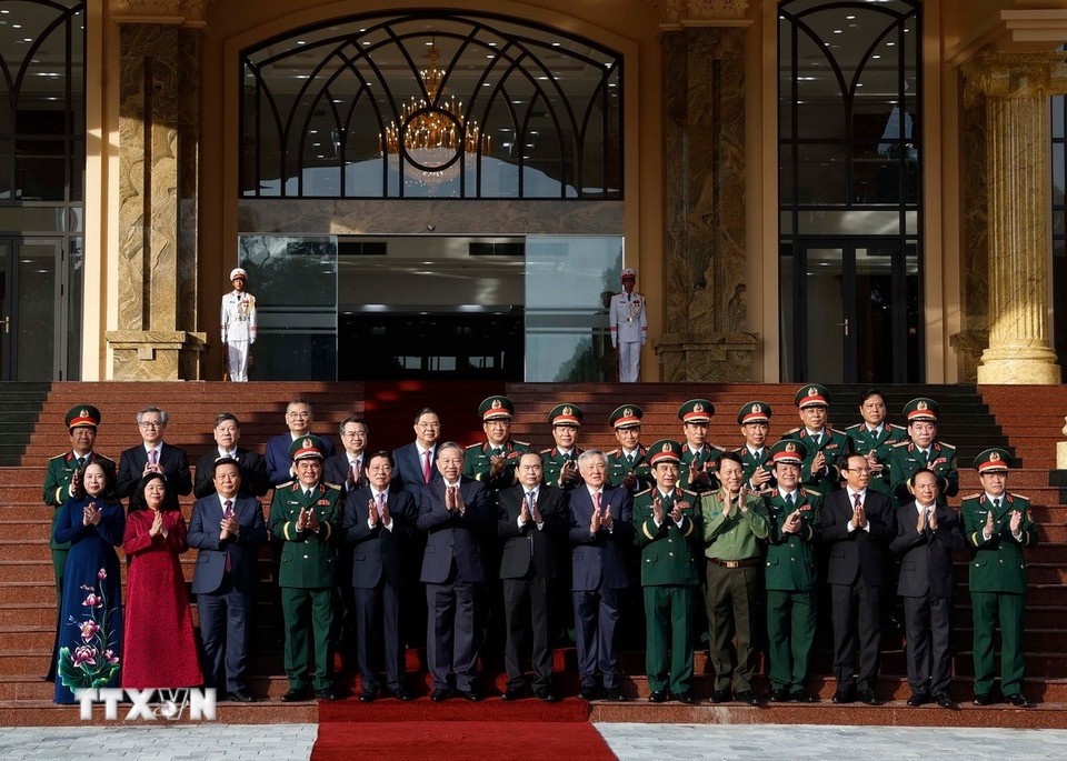 Xây dựng lực lượng vũ trang Quân khu 9 cách mạng, chính quy, tinh nhuệ, hiện đại