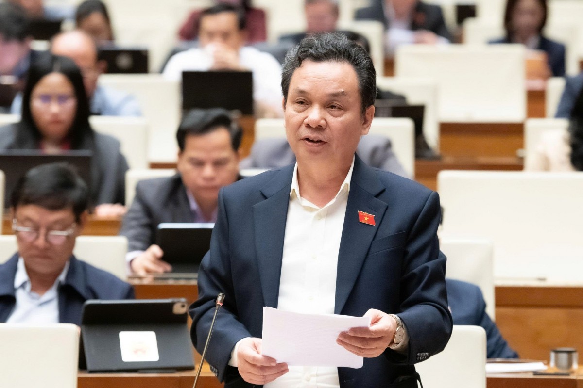 Thiết kế 'chiếc áo rộng' để TP HCM phát triển