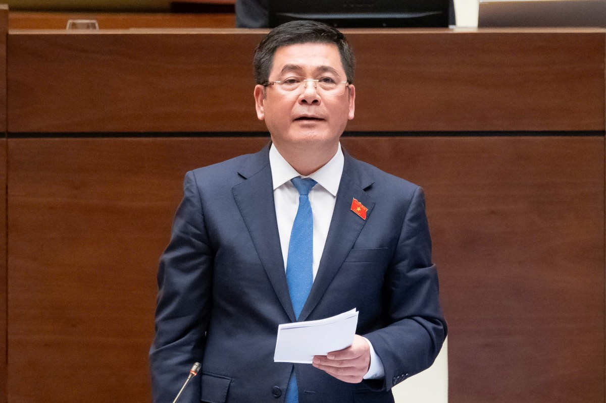  Bộ trưởng Công Thương Nguyễn Hồng Diên