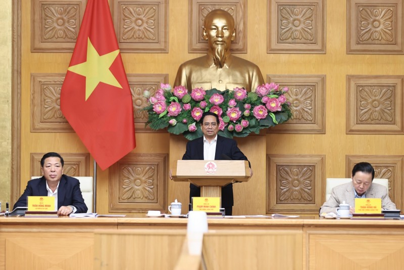 Thúc tiến độ các công trình giao thông phục vụ lễ khởi công, khánh thành ngày 19/12