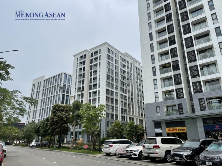 Giá nhà cao nhưng người trẻ không bỏ cuộc