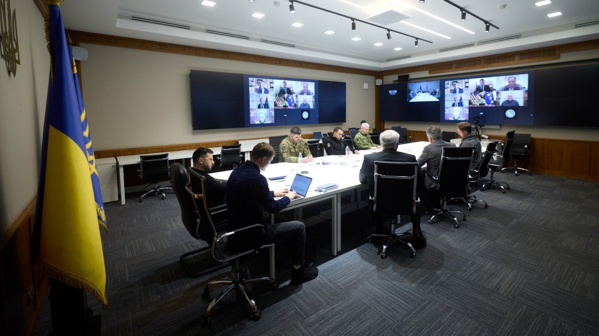 Cuộc họp trực tuyến giữa phái đoàn Ukraine và Mỹ ngày 11/12. Ảnh: X/@ZelenskyyUa