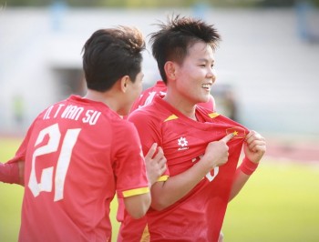 Thắng đậm Indonesia, tuyển nữ Việt Nam vào chung kết SEA Games
