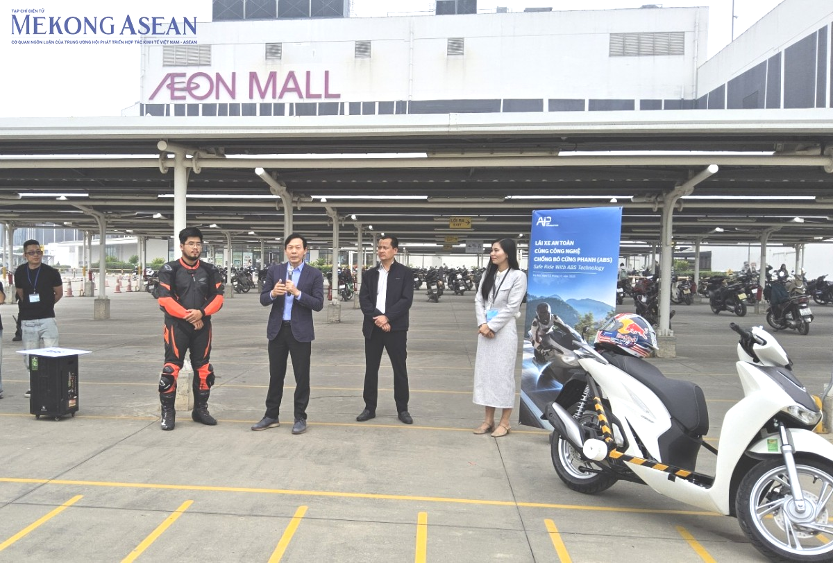 ABS cho xe máy: Góc nhìn từ nghiên cứu an toàn giao thông tại Việt Nam
